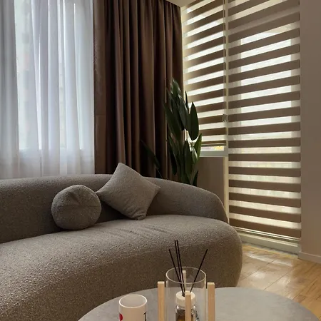 Solea * Tirana